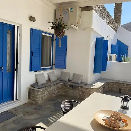 Cycladic In Kounados Parikia (Paros)