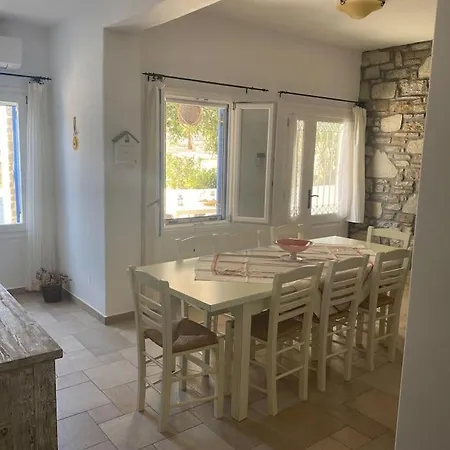 Casa de Férias Cycladic In Kounados Páros