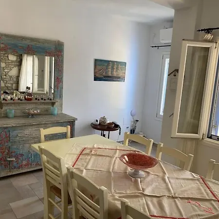 Casa de Férias Cycladic In Kounados *